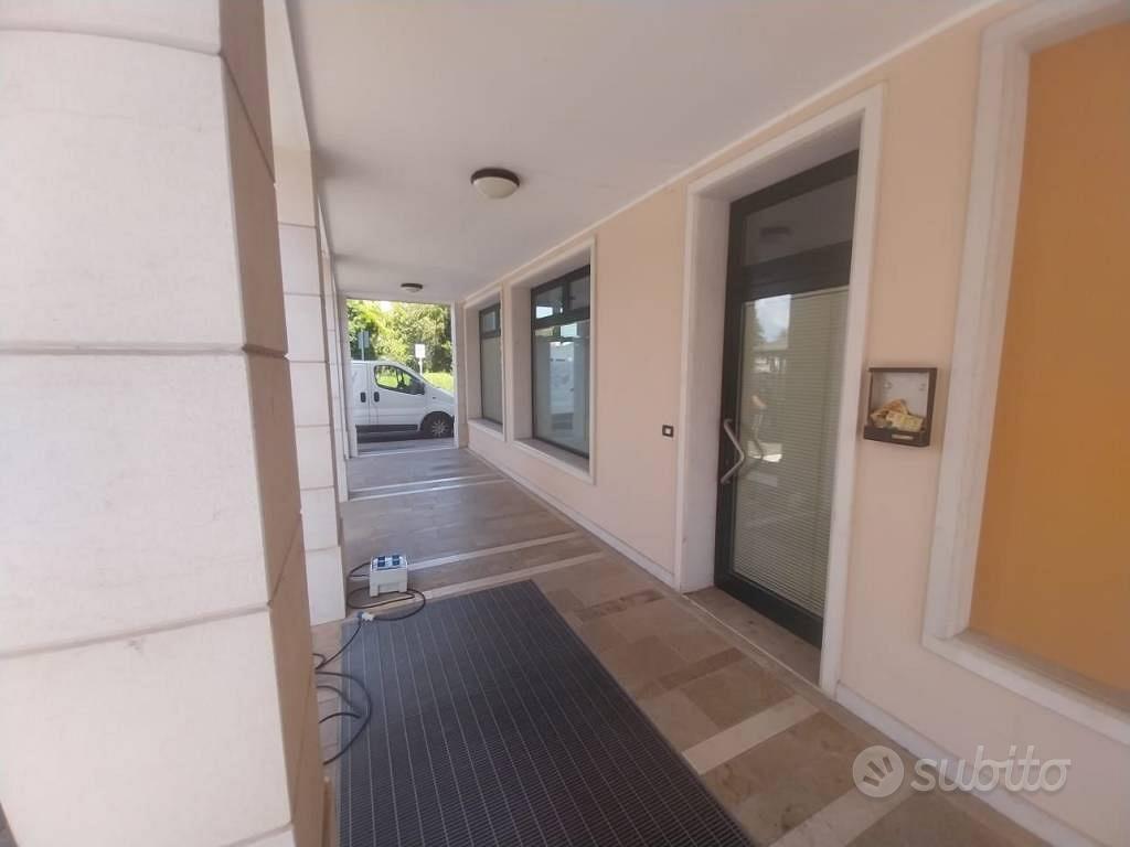 Immobile di 81 m² con 1 locale a Spresiano - Altro