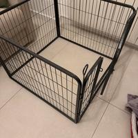 Recinto in metallo per cani