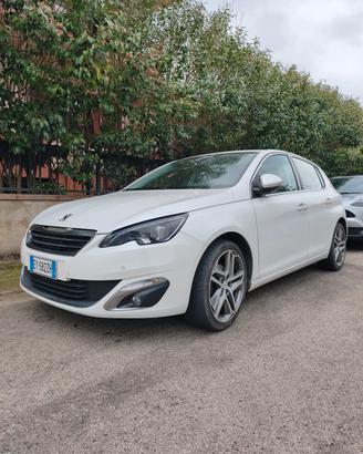 Peugeot 308 Allure e-hdi 1.6 115cv del 2015 