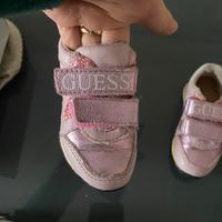 Scarpe neonata Guess