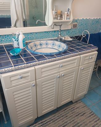 Mobile bagno artigianale