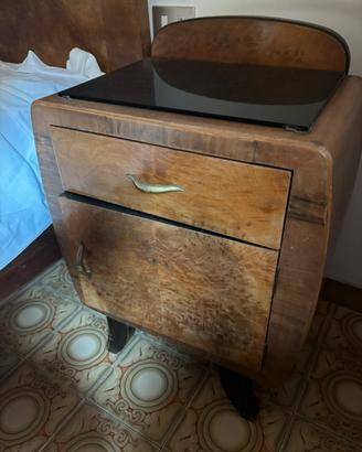 Coppia di comodini anni 50
