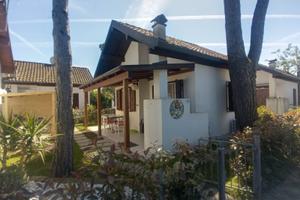 Villino recintato in lido volano