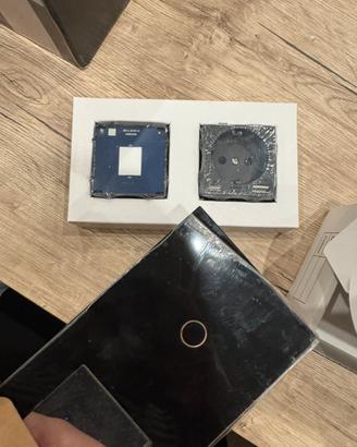 interruttore luce smart touch