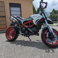 Hypermotard 939