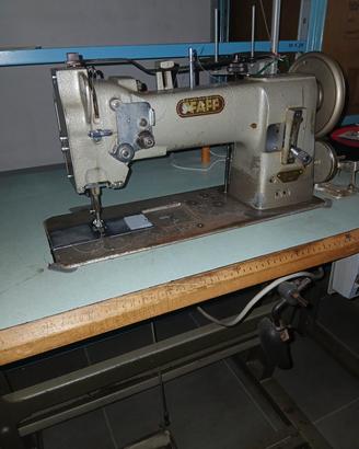 Macchina PFAFF  per cucire pelle