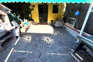 Casa indipendente di 90 m² con 4 locali e posto au