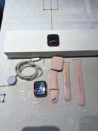 Apple watch 44 mm batteria 87