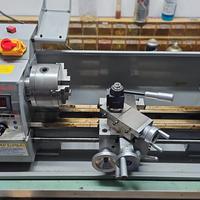 Tornio per metallo 750W con accessori