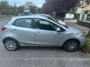 Mazda 2 75CV per neopatentati