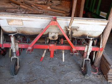 attrezzi agricoli 