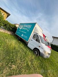 Furgone Mercedes sprinter cassonato