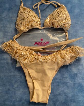 Costume Pin up