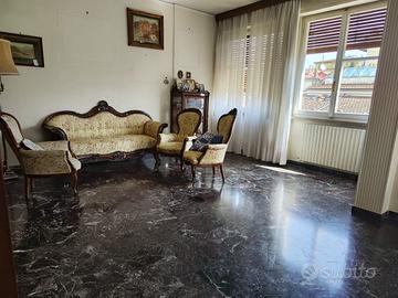 FIRENZE VARCHI Appartamento di 7 vani