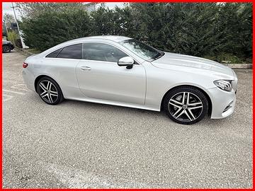 MERCEDES BENZ CLASSE E 220 coupè D AMG 4MATIC