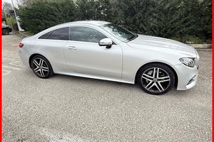 MERCEDES BENZ CLASSE E 220 coupè D AMG 4MATIC
