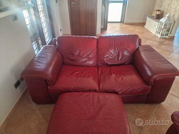 divani e puff  in pelle