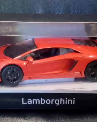 LAMBORGHINI “AVENTADOR” BURAGO SCALA 1:18