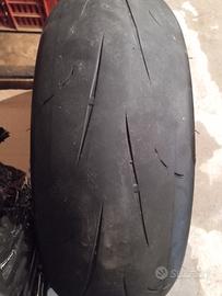 Gomme moto Dunlop D211 GP Racer 120 70 190 55 17
