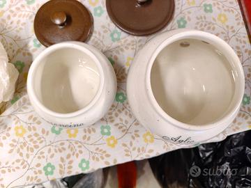 contenitori peperoncino e aglio