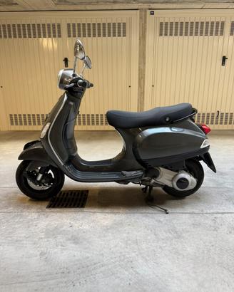 VESPA LX I.E 125 CC 2010