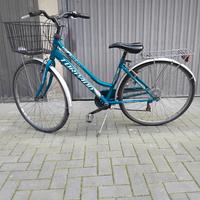 Bicicletta tornado con cambio e cestino