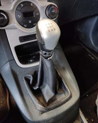 Leva cambio FORD FIESTA 1399cc diesel del 2011