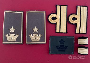 Uniforme distintivi EI Maggiore gala tesa berretto