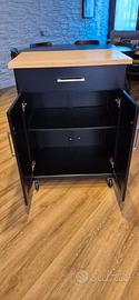 Belissima Credenza piccola con ruote