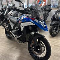 Bmw R 1300 GS trophy 12/2024 km.8839 molti opt.