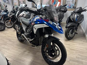 Bmw R 1300 GS trophy 12/2024 km.8839 molti opt.
