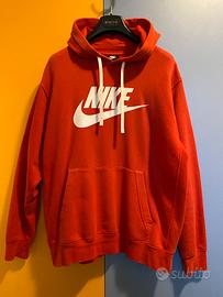 Felpa rossa Nike L con cappuccio