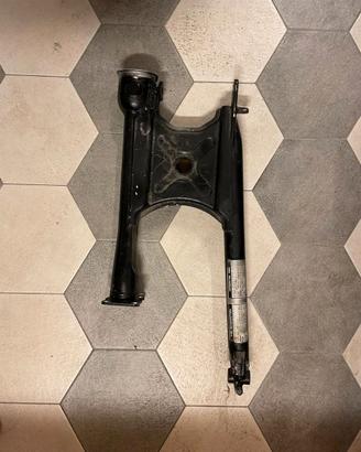 Forcellone postriore Yamaha Virago 535