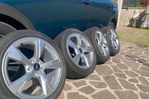 Gomme e cerchi Audi  17” winter 215/45 R17