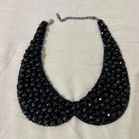 Girocollo a Collana in tessuto con perline