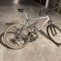 Bici Mtb Atala 26” come nuova