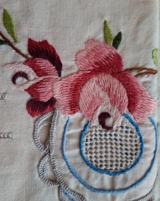 Tovaglietta vintage ricamata 