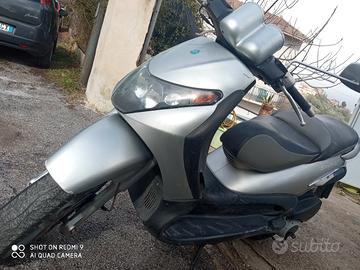 Beverly piaggio 200cc