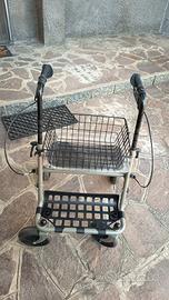 deambulatore per anziani 