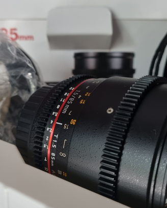 85mm T 1.5 attacco Canon, lente Samyang