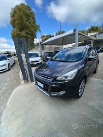 Ford Kuga 2.0 TDCI 150 CV S&S 4WD Powershift Titan