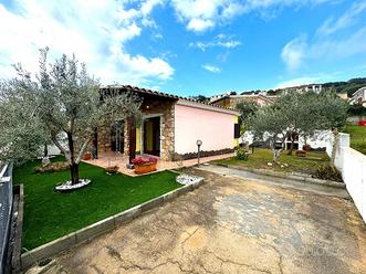 Villa a schiera con giardino a sos apentos