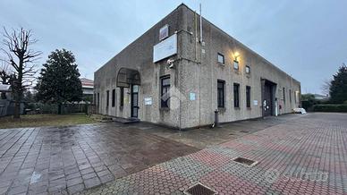 CAPANNONE A OLGIATE OLONA