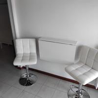 Tavolino a ribalta Ikea + 2 sgabelli