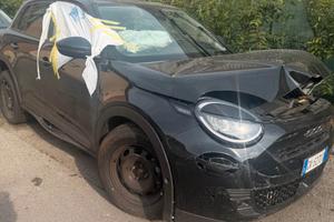 fiat 600 incidentata 