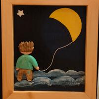 Quadro artigianale a rilievo con bambino e Luna 