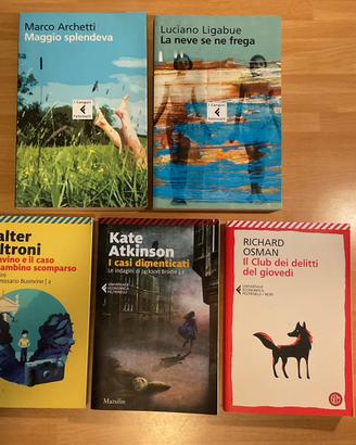 Lotto di 5 libri Ed. Feltrinelli. 15 euro.