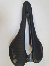 Selle italia slr boost kit carbonio superflow