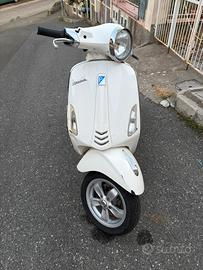 Vespa 50 Primavera 2015