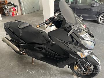 Yamaha T-Max 500